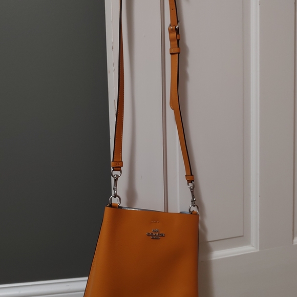NWOT Coach Crossbody Bag - Picture 9 of 11